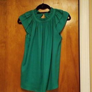 Ann Taylor green cap sleeve shirt